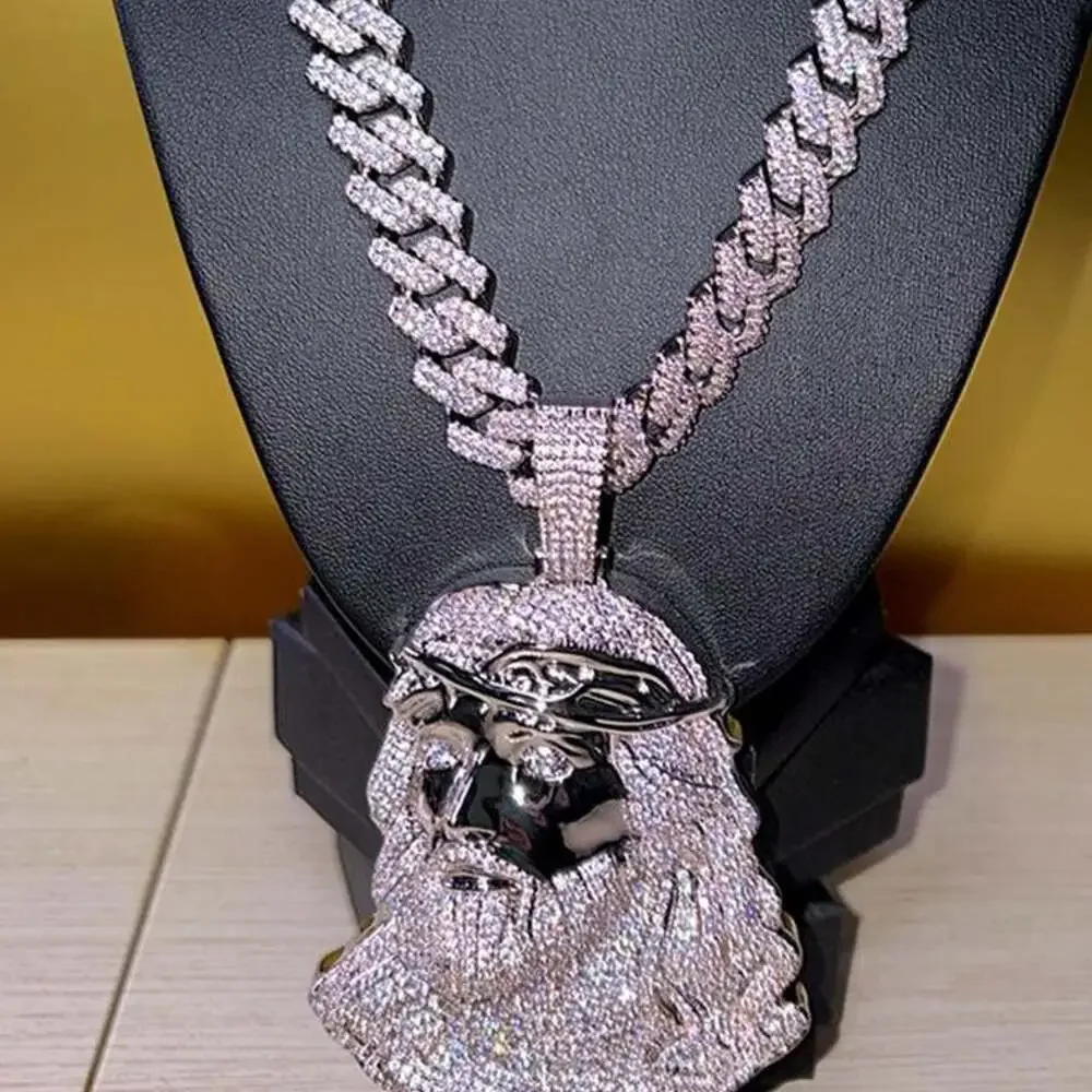 Jesus Pendant With 13 Mm Cuban 639 F